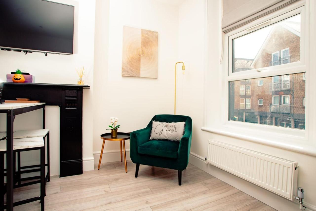 Modern 3 And 2 Bedroom Apartment In Maida Vale London Bagian luar foto